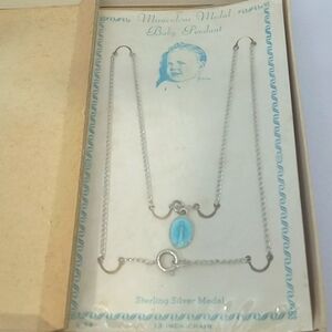 Vntg.Miraculous Medal Baby Pend./Sterling Silver Medal- 13 " (Virginia Mary) NWT